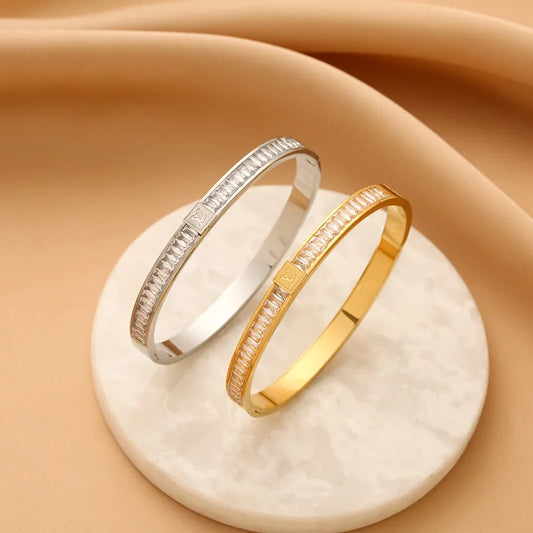 Gold Plated Sparkling Zircon Crystal Cuff Bangle